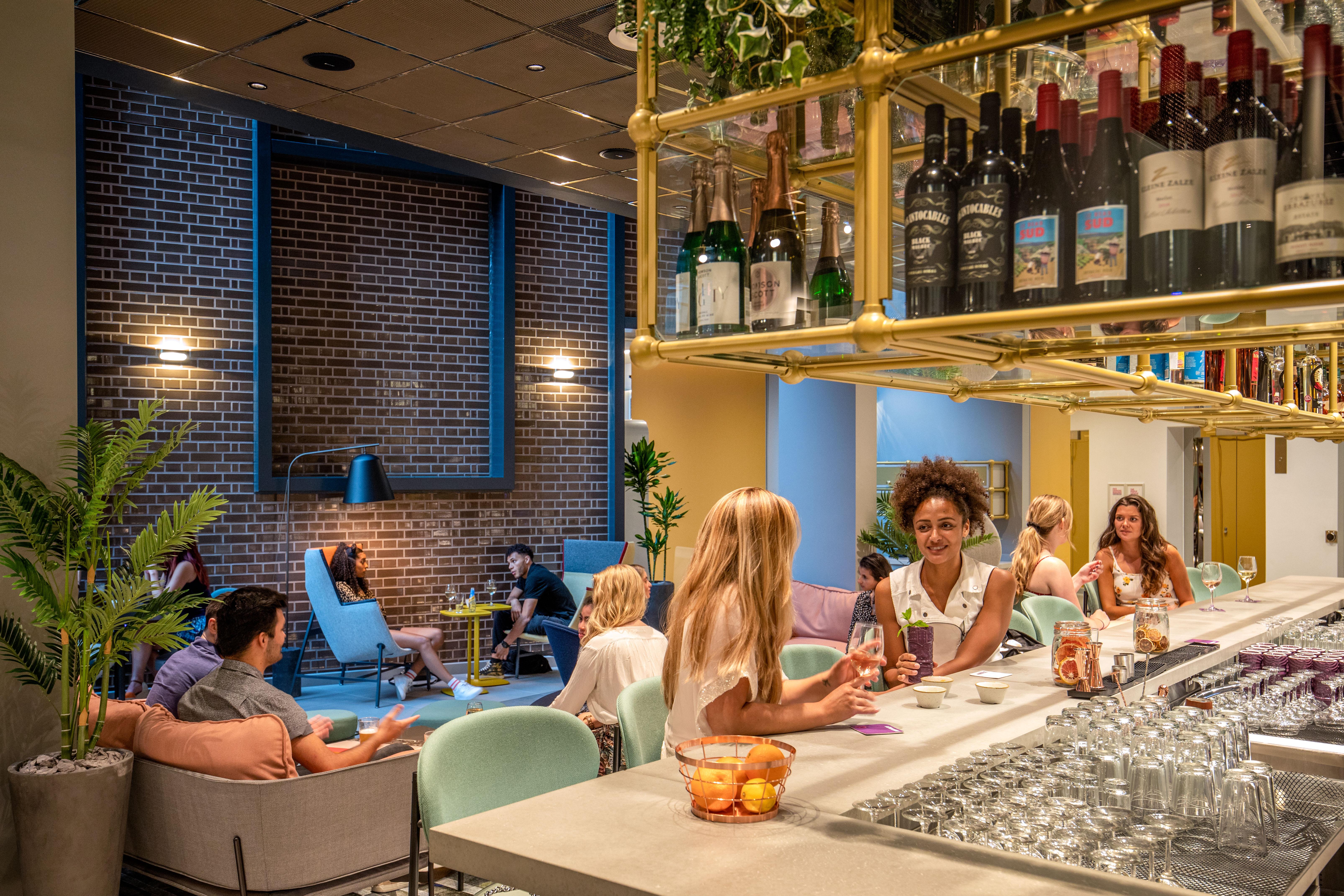 Yotel London City Экстерьер фото
