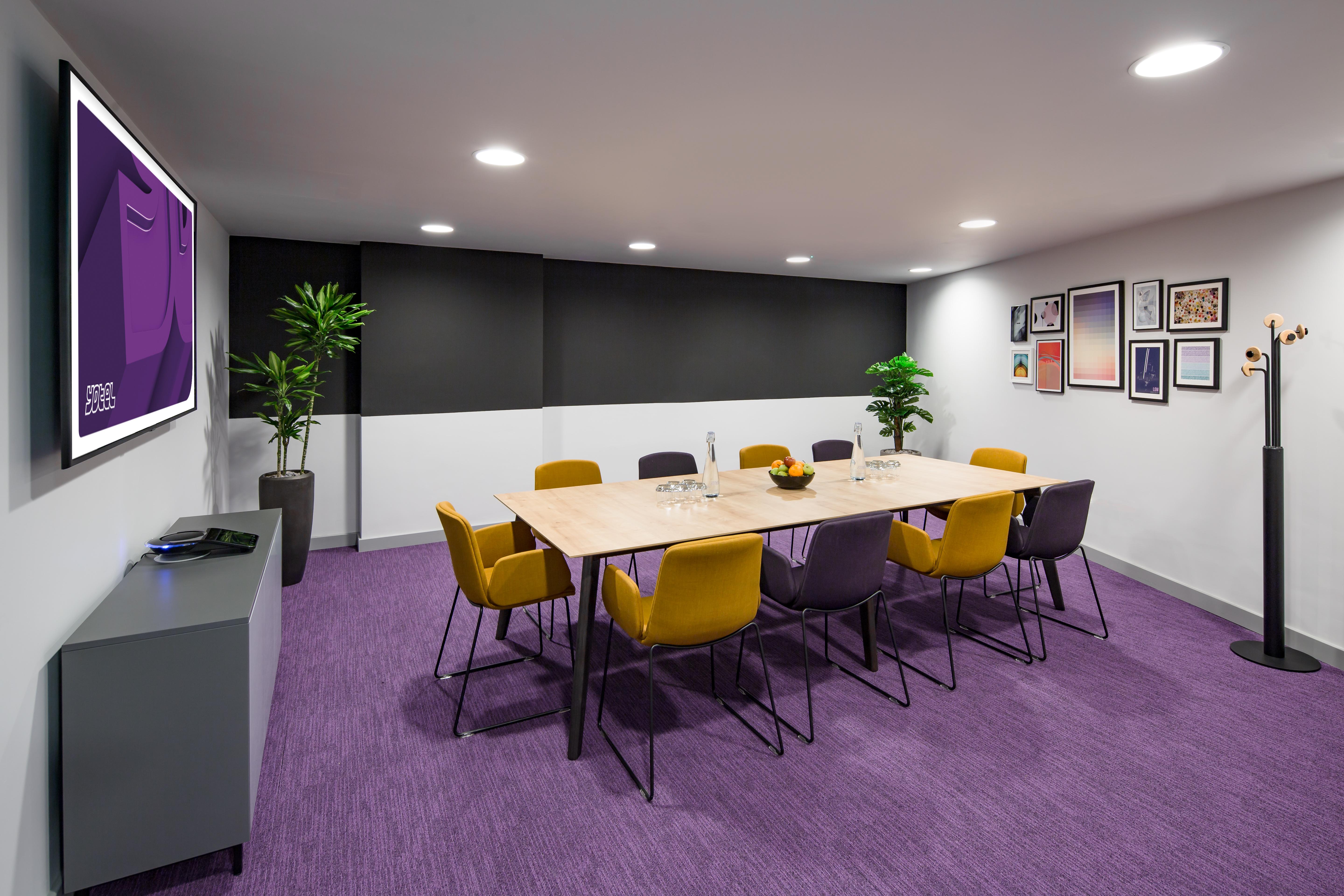 Yotel London City Экстерьер фото
